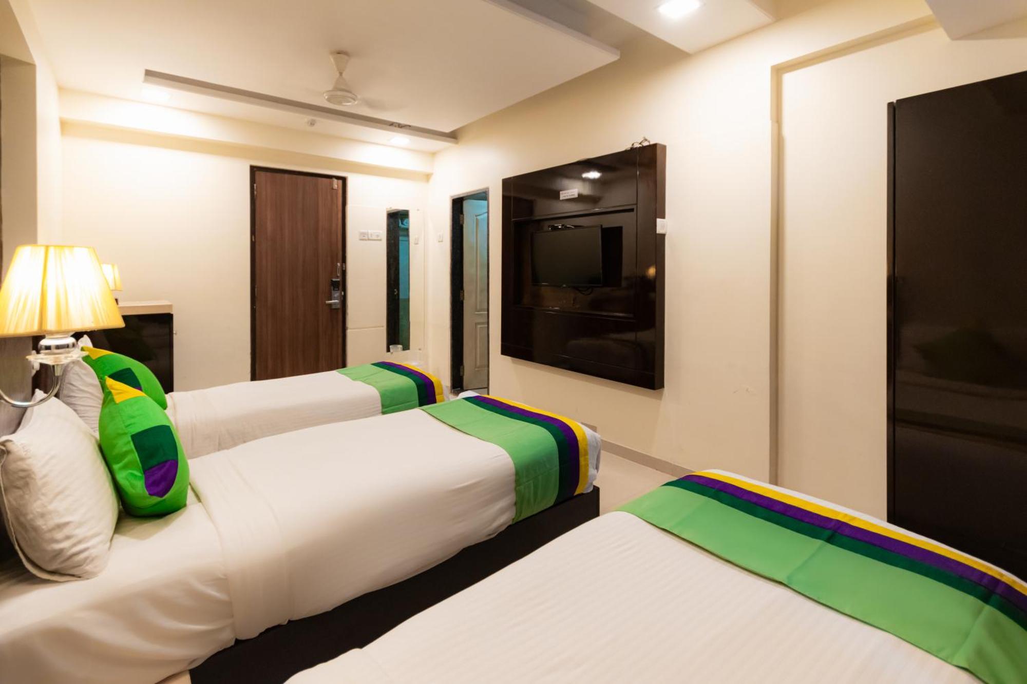 แฟ็บโฮเต็ล ไลบา เรซิเดนซี Hotel มุมไบ ภายนอก รูปภาพ