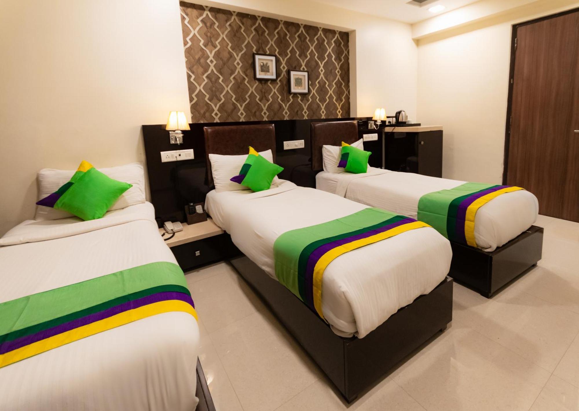 แฟ็บโฮเต็ล ไลบา เรซิเดนซี Hotel มุมไบ ภายนอก รูปภาพ